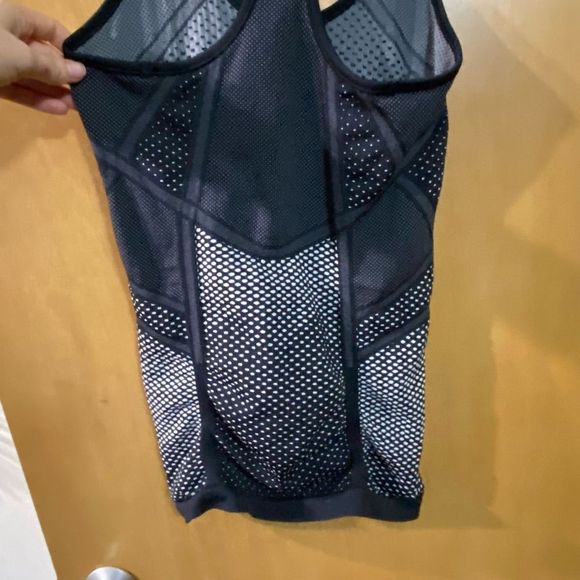 Athleta Fastest Track Ruched Polka Dot Tank Top SZ XS - Picture 9 of 9